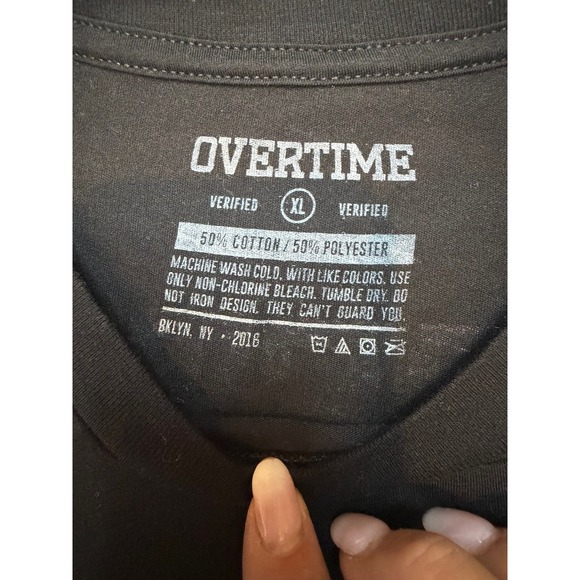Overtime OT Classic Logo T-Shirt Black Red Size Kids XL (14) - Picture 4 of 5